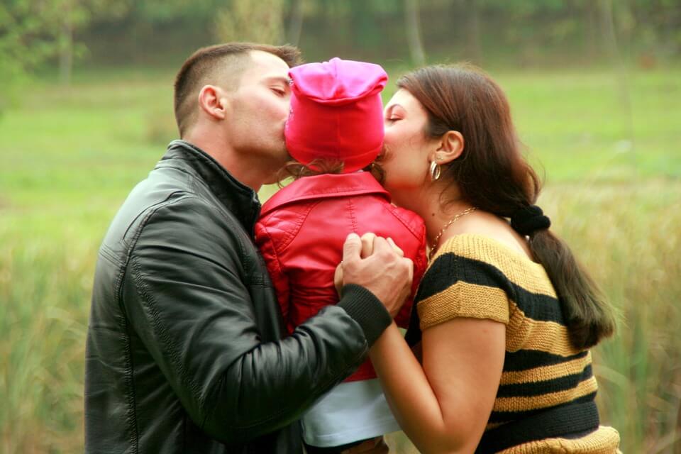 family-1003817_960_720