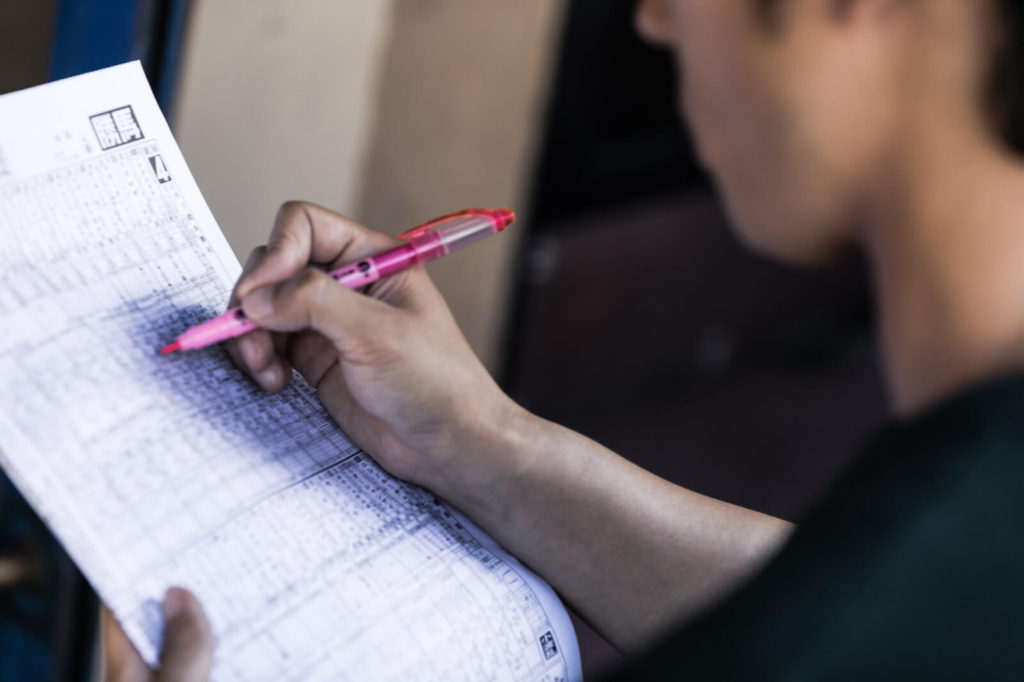 keibashinbunGFVL9595_TP_V